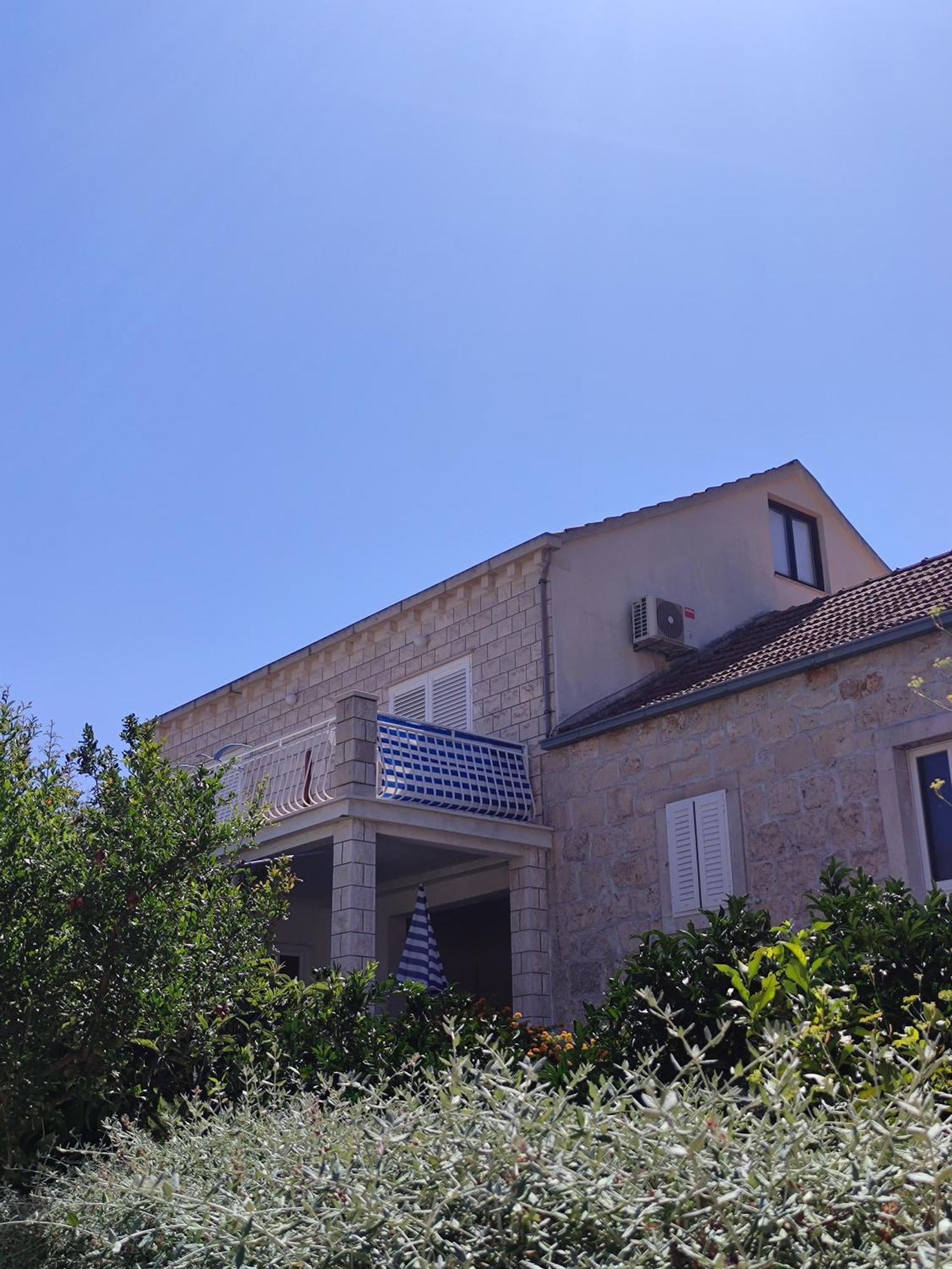 Apartments Blue Sky Korčula Екстериор снимка